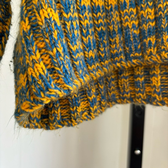 URBAN OUTFITTERSYellow Blue Chunky Knit Turtleneck Crop Sweater Top Women L NOTE - Picture 6 of 10